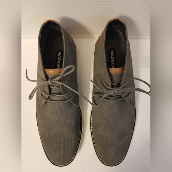 Madden Men's Dane Suede Chukka Boot - Picture 3 of 7